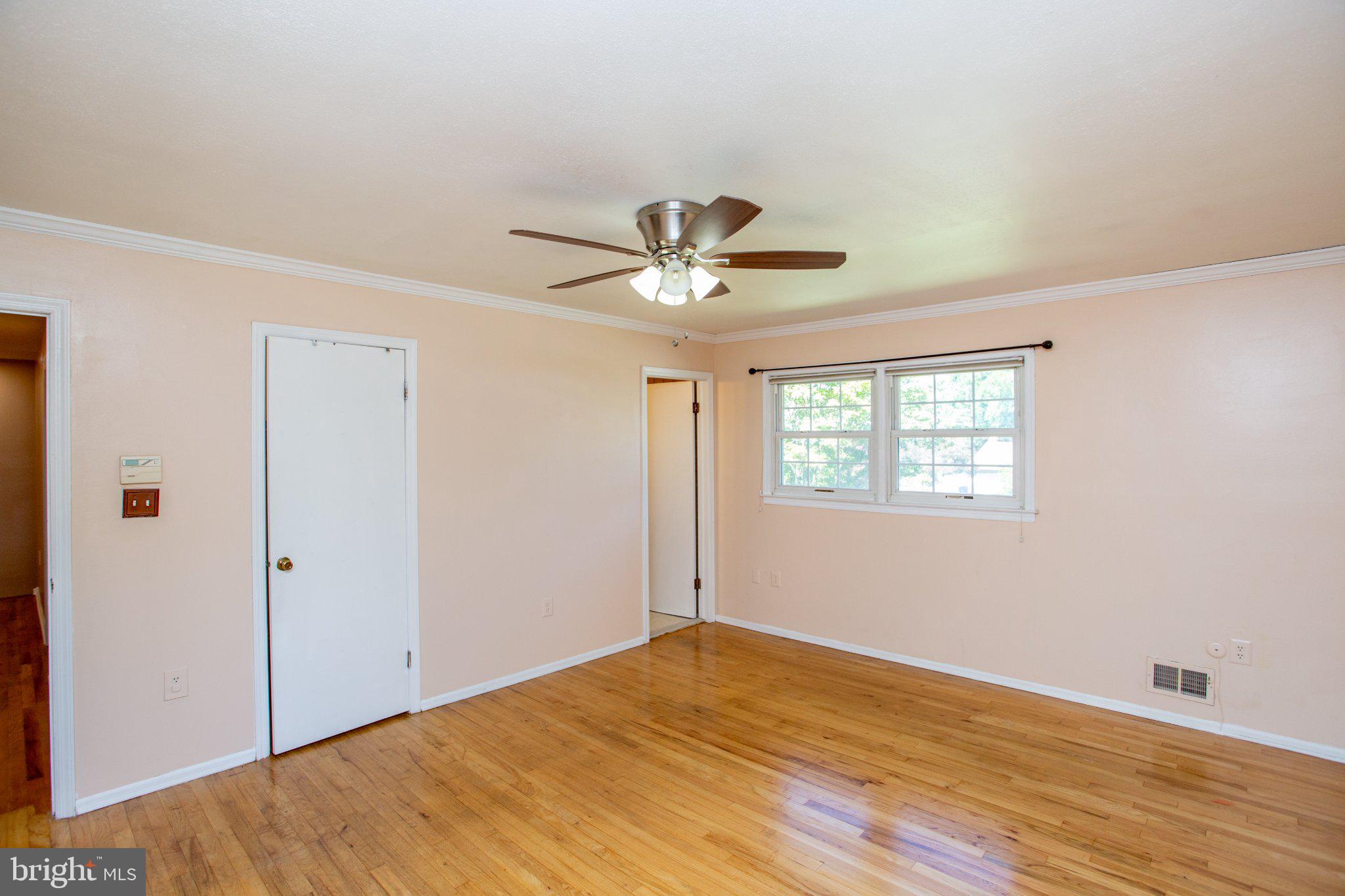 14 Woodmere Road North Brunswick, NJ 08902 - Photo 58 of 123 Gallery Image 58