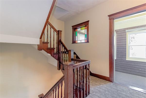 114 Hillside Road Watertown, MA 02472 - Photo 4 of 16 Gallery Image 4