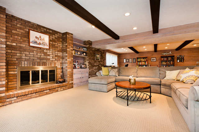 13010 Winnebago Road Palos Heights, IL 60463 - Photo 13 of 25 Gallery Image 13