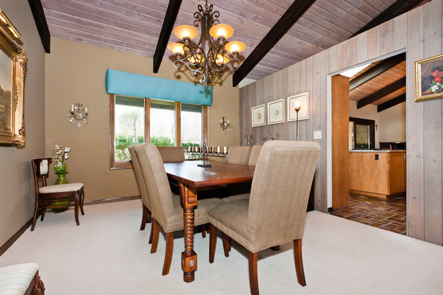 13010 Winnebago Road Palos Heights, IL 60463 - Photo 6 of 25 Gallery Image 6