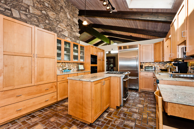 13010 Winnebago Road Palos Heights, IL 60463 - Photo 8 of 25 Gallery Image 8