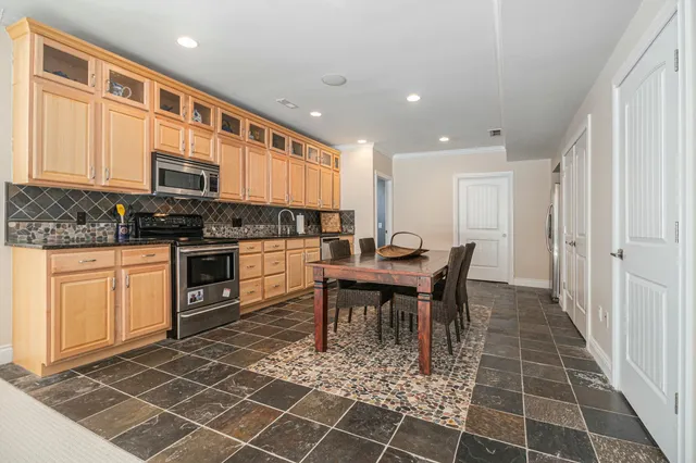 $1,250,000 | 290 Shelby Court, Saline, MI 48176