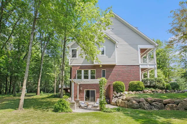 $1,250,000 | 290 Shelby Court, Saline, MI 48176