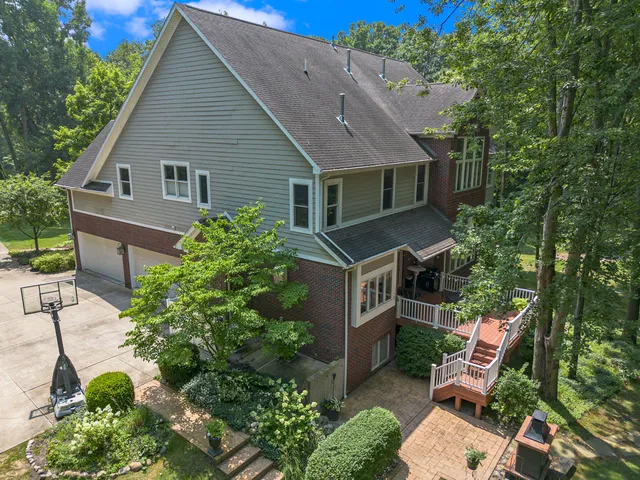 $1,250,000 | 290 Shelby Court, Saline, MI 48176