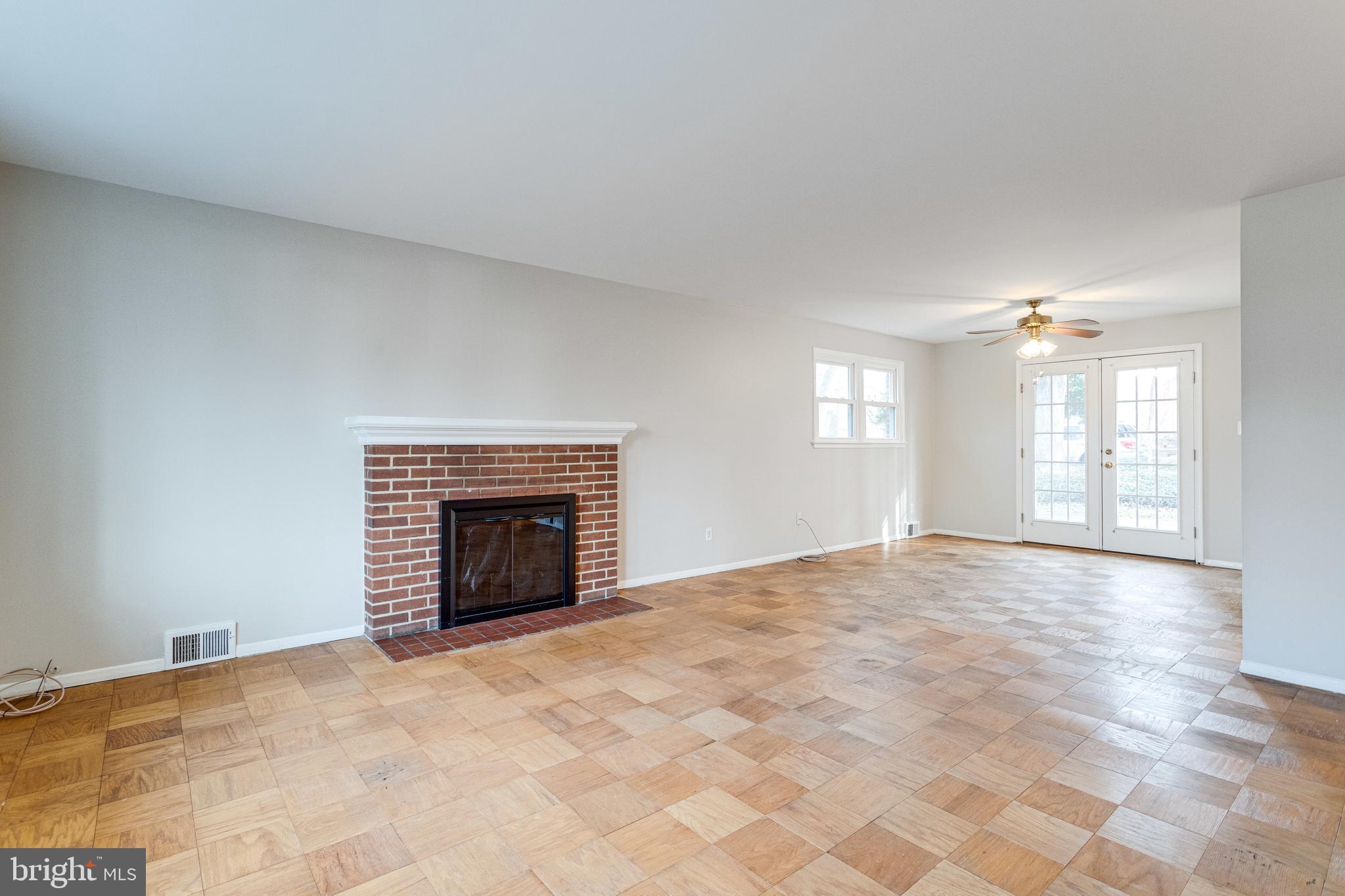 5206 Kipling Street Springfield, VA 22151 - Photo 5 of 62