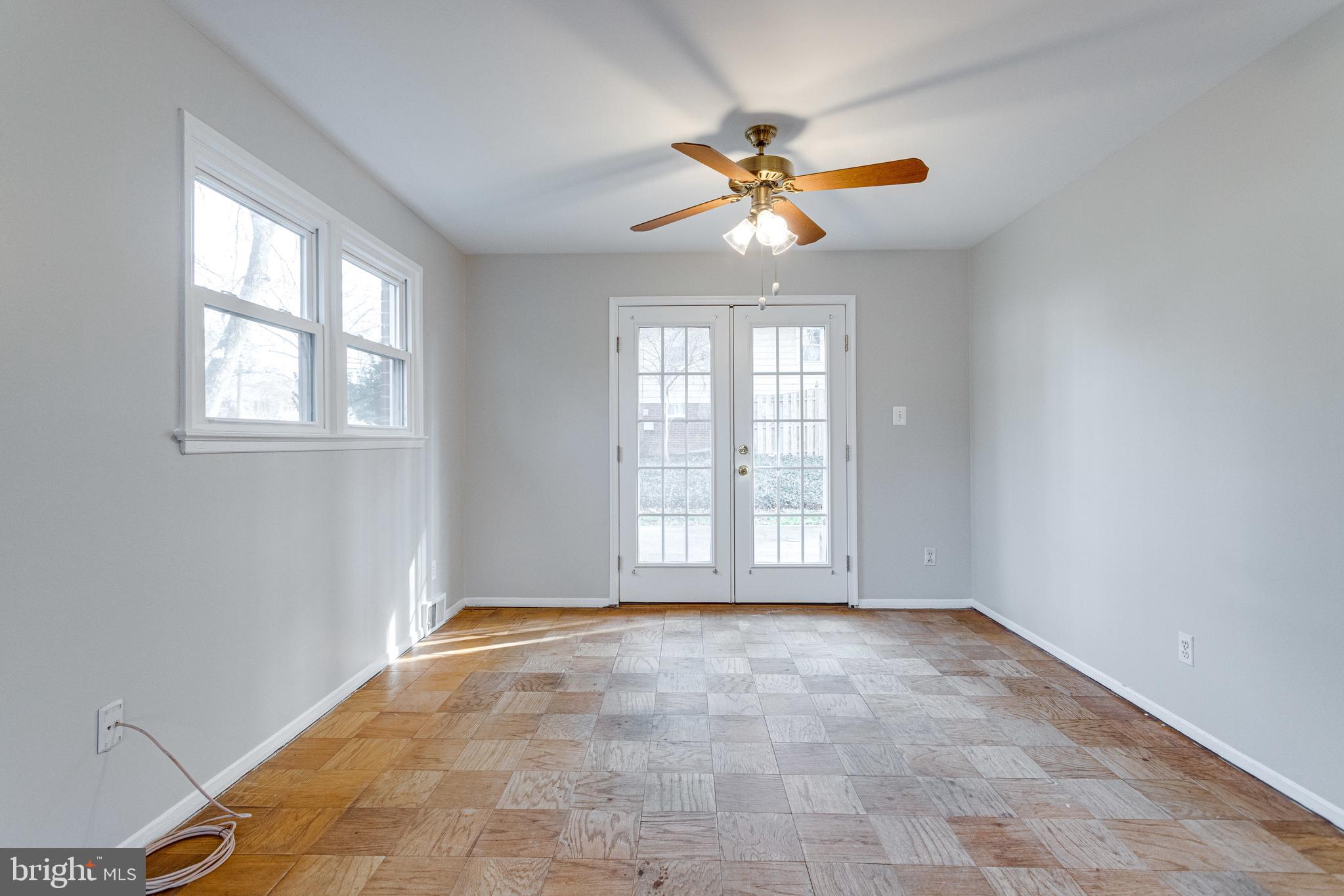5206 Kipling Street Springfield, VA 22151 - Photo 8 of 62