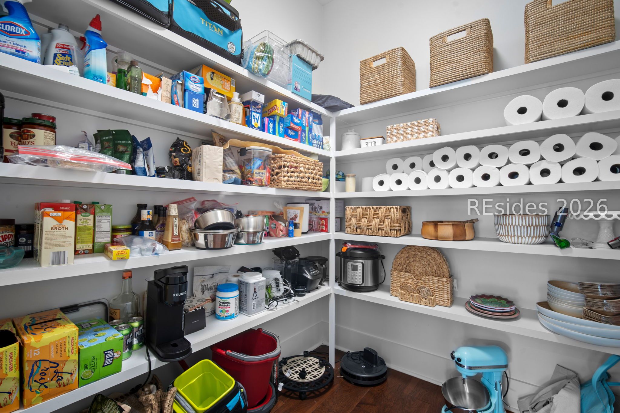 5778 Yaupon Road Bluffton, SC 29910 - Photo 15 of 61 Custom pantry