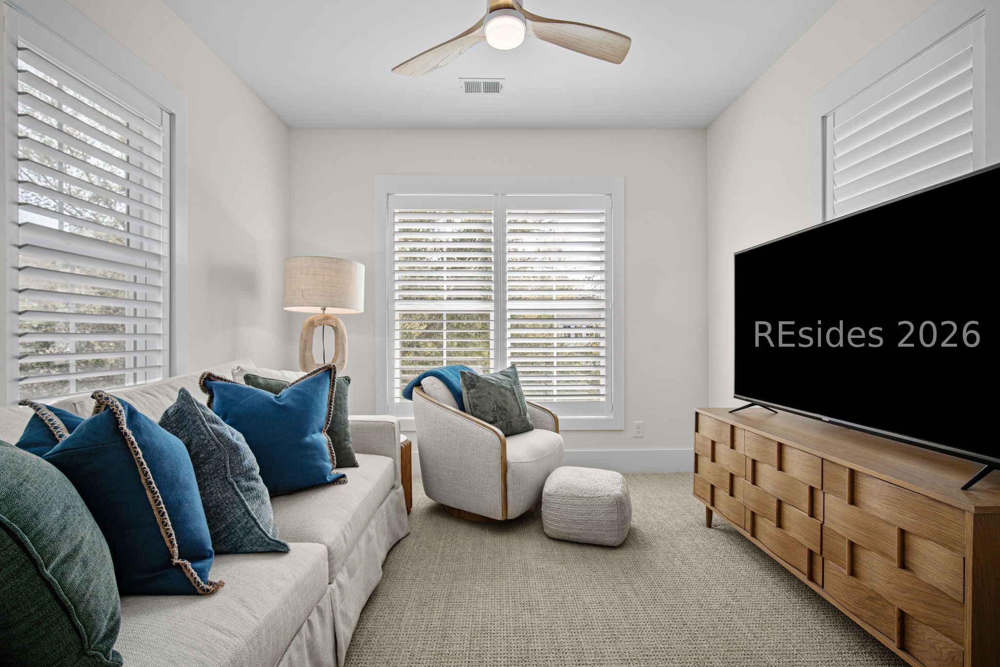 5778 Yaupon Road Bluffton, SC 29910 - Photo 36 of 61 2nd floor den and sitting area