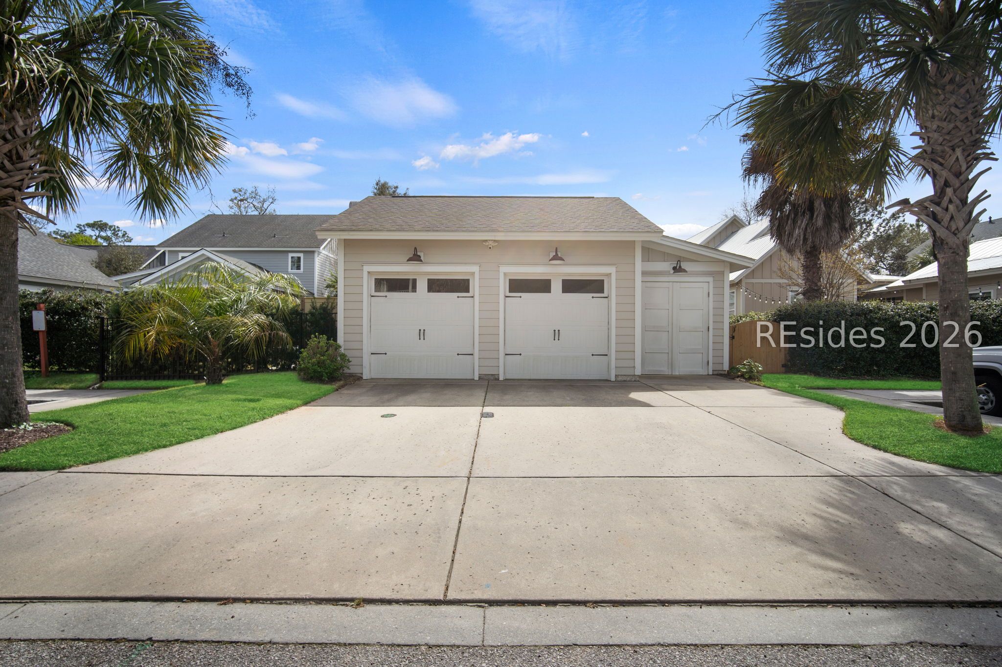 5778 Yaupon Road Bluffton, SC 29910 - Photo 59 of 61 2 Car garage with Golf Cart bay
