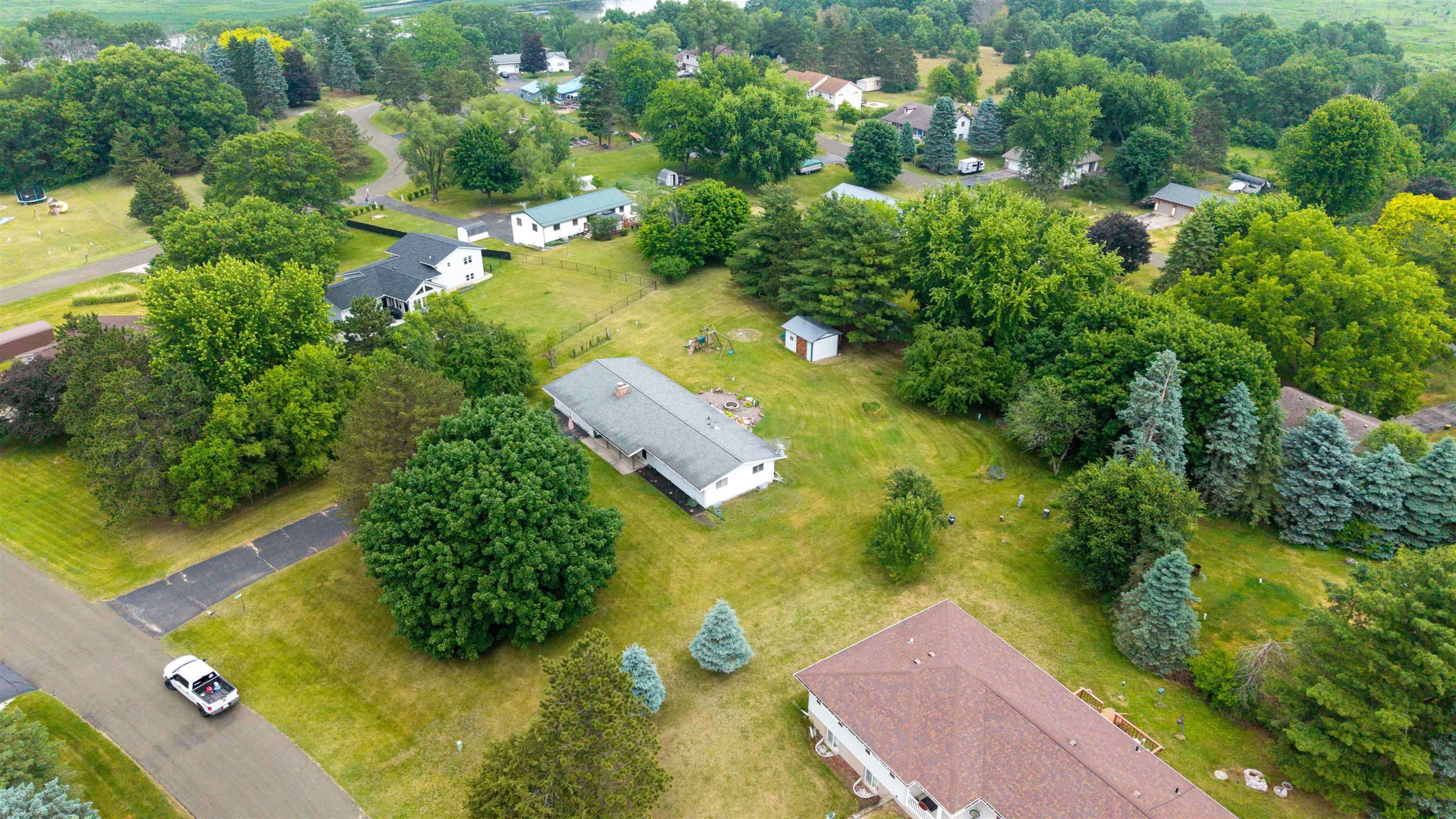 N6304 Hillcrest Road Pardeeville, WI 53954 - Photo 33 of 34