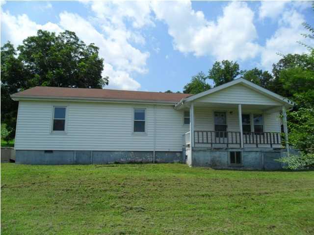 927 Pleasant Grove Road Jasper, TN 37347 - Photo 1 of 13 Primary Photo