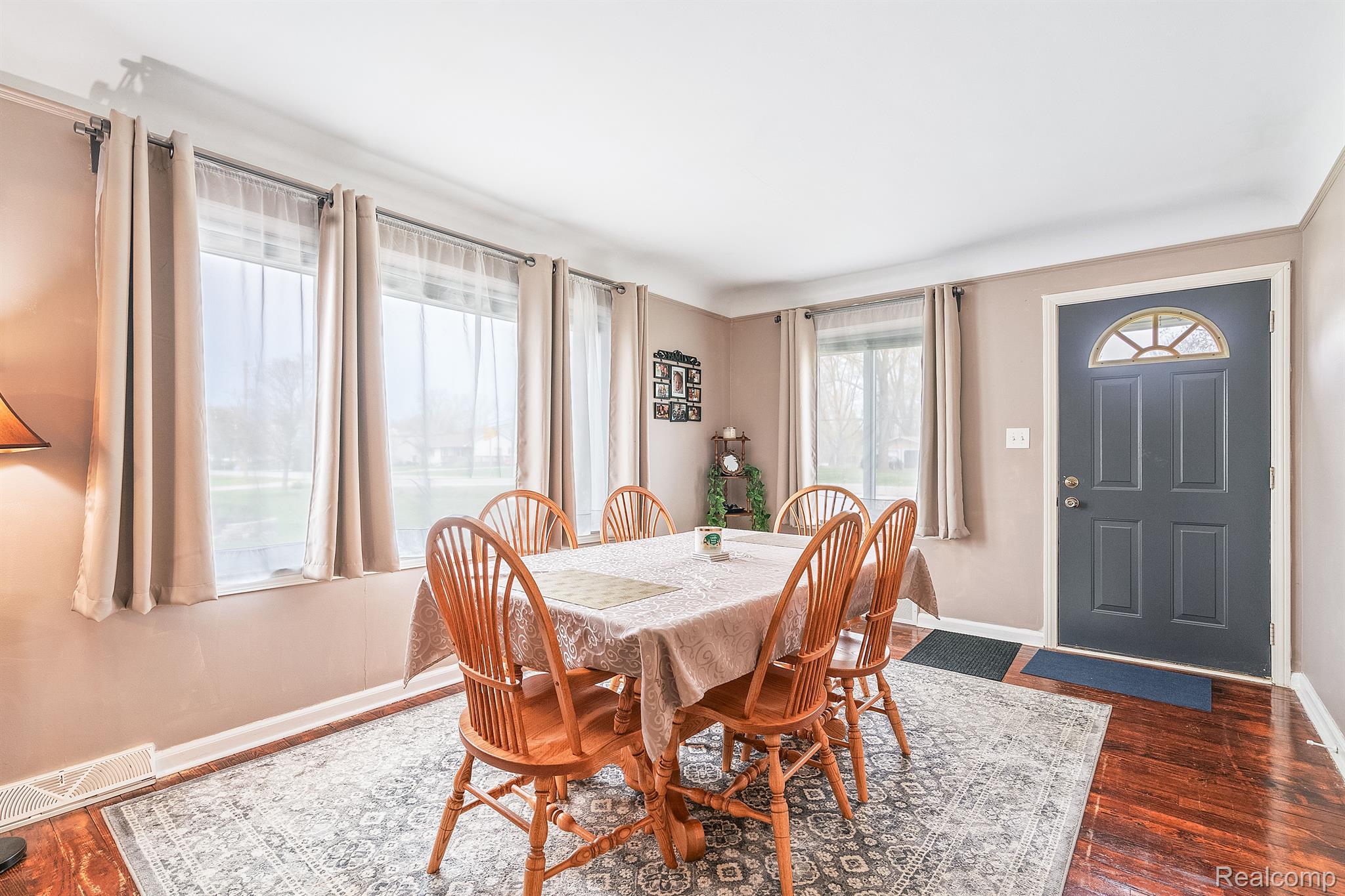 37237 Willow Road New Boston, MI 48164 - Photo 2 of 30 Gallery Image 2