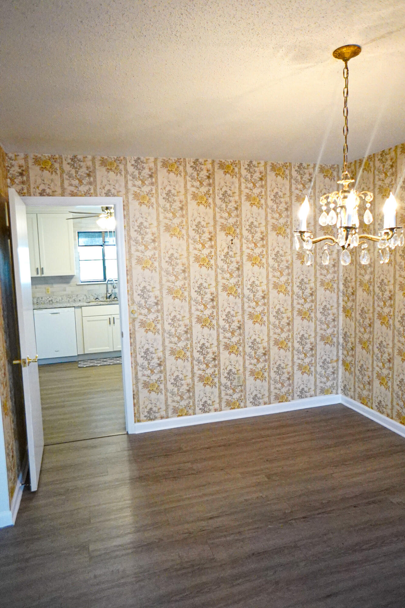 8260 Riviera Road Chattanooga, TN 37421 - Photo 8 of 45 DSC02037