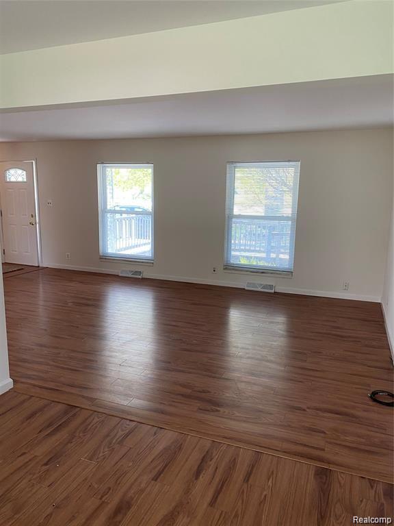 28932 Farmington Road Farmington, MI 48334 - Photo 19 of 19 Gallery Image 19