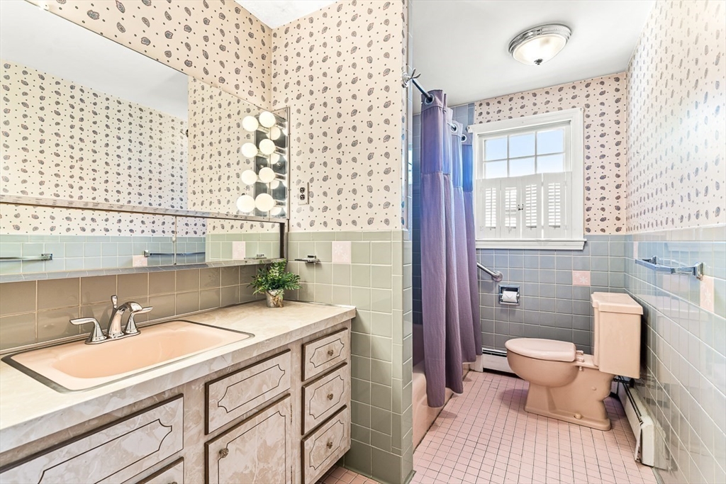 16 Ridge Street Winchester, MA 01890 - Photo 23 of 42