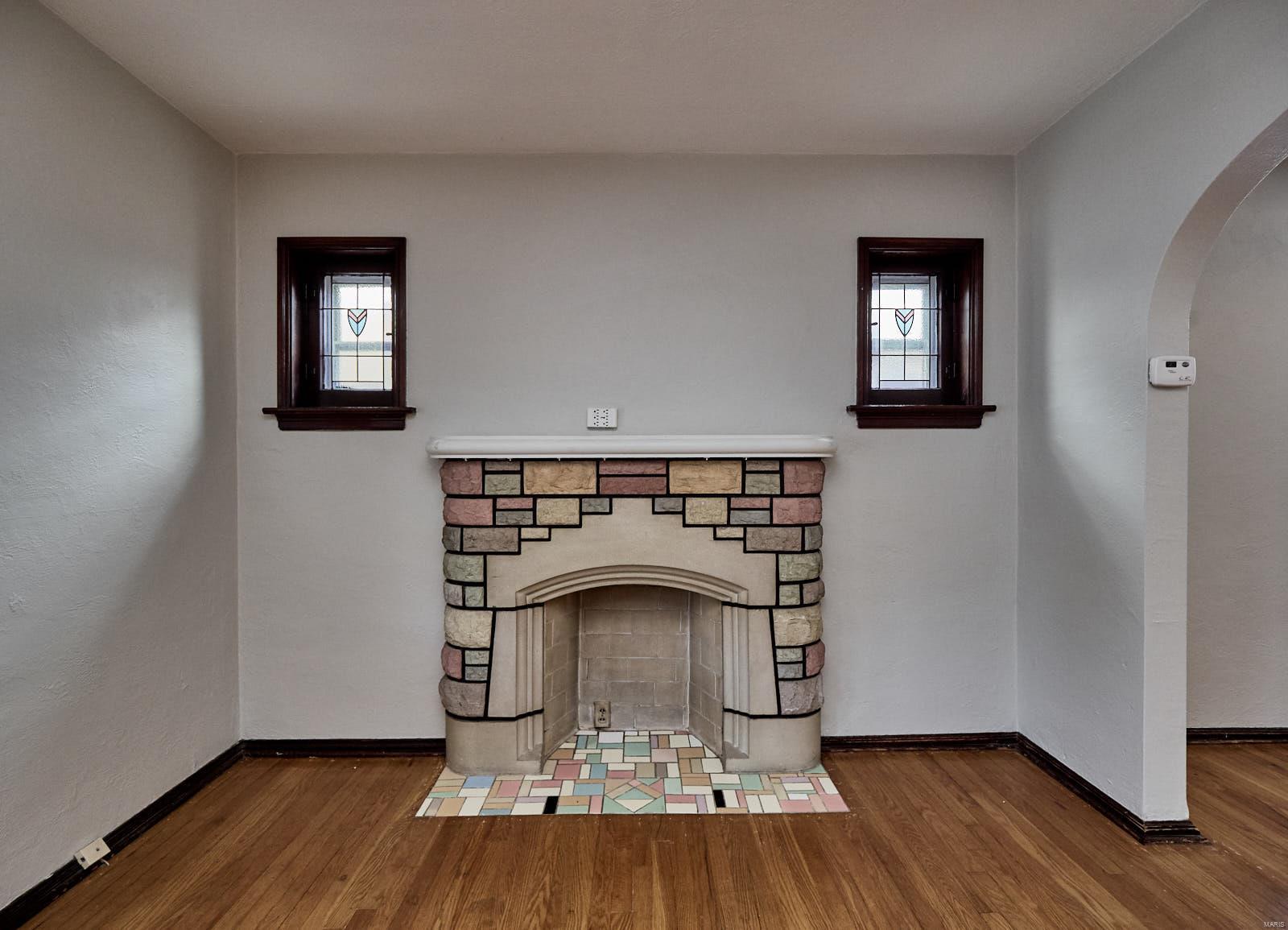 9324 MacKenzie Road St. Louis, MO 63123 - Photo 6 of 19