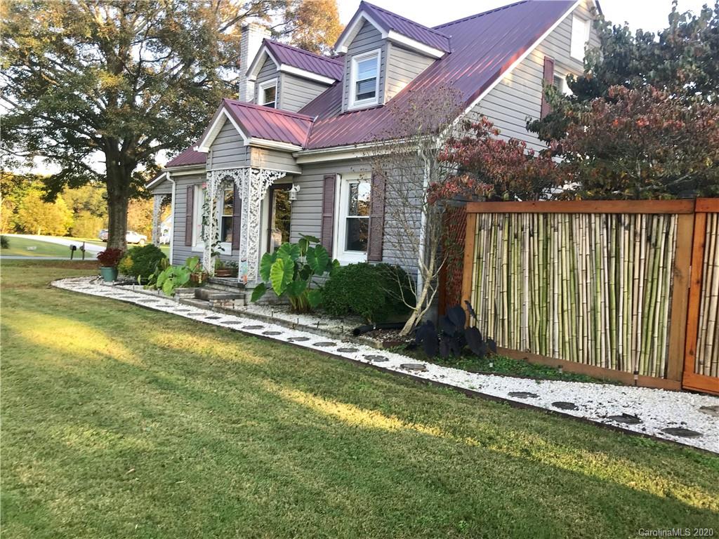 1072 Ferry Road Mooresboro, NC 28114 - Photo 1 of 25 Gallery Image 1