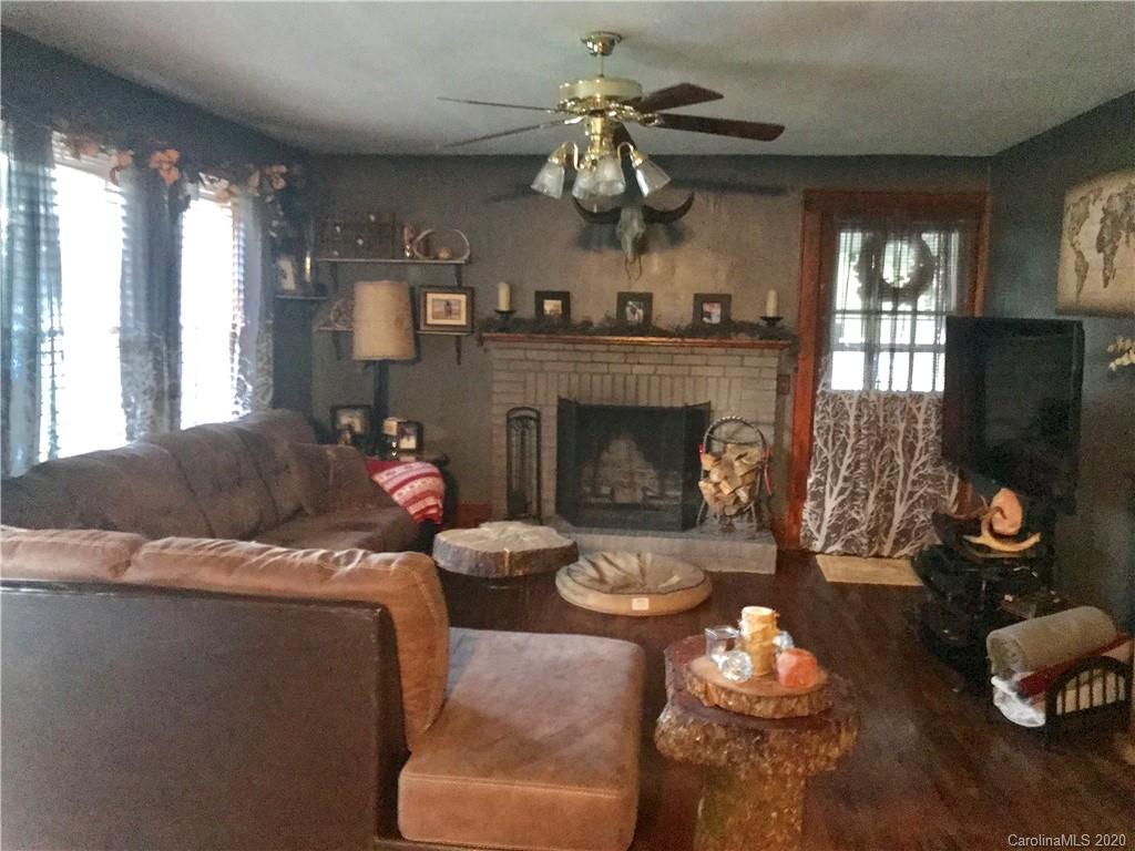 1072 Ferry Road Mooresboro, NC 28114 - Photo 11 of 25 Gallery Image 11
