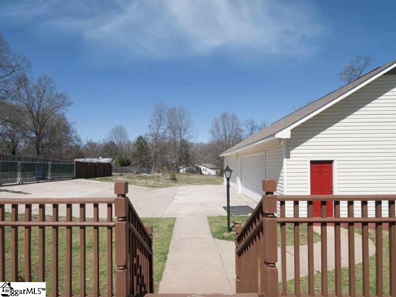 250 State Rd S-42-50 Woodruff, SC 29388 - Photo 14 of 17