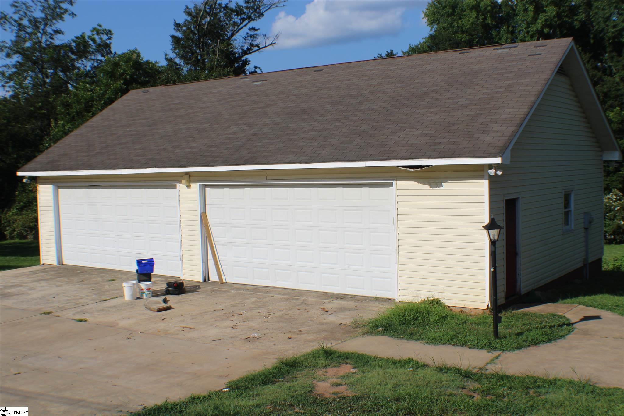 250 State Rd S-42-50 Woodruff, SC 29388 - Photo 15 of 17