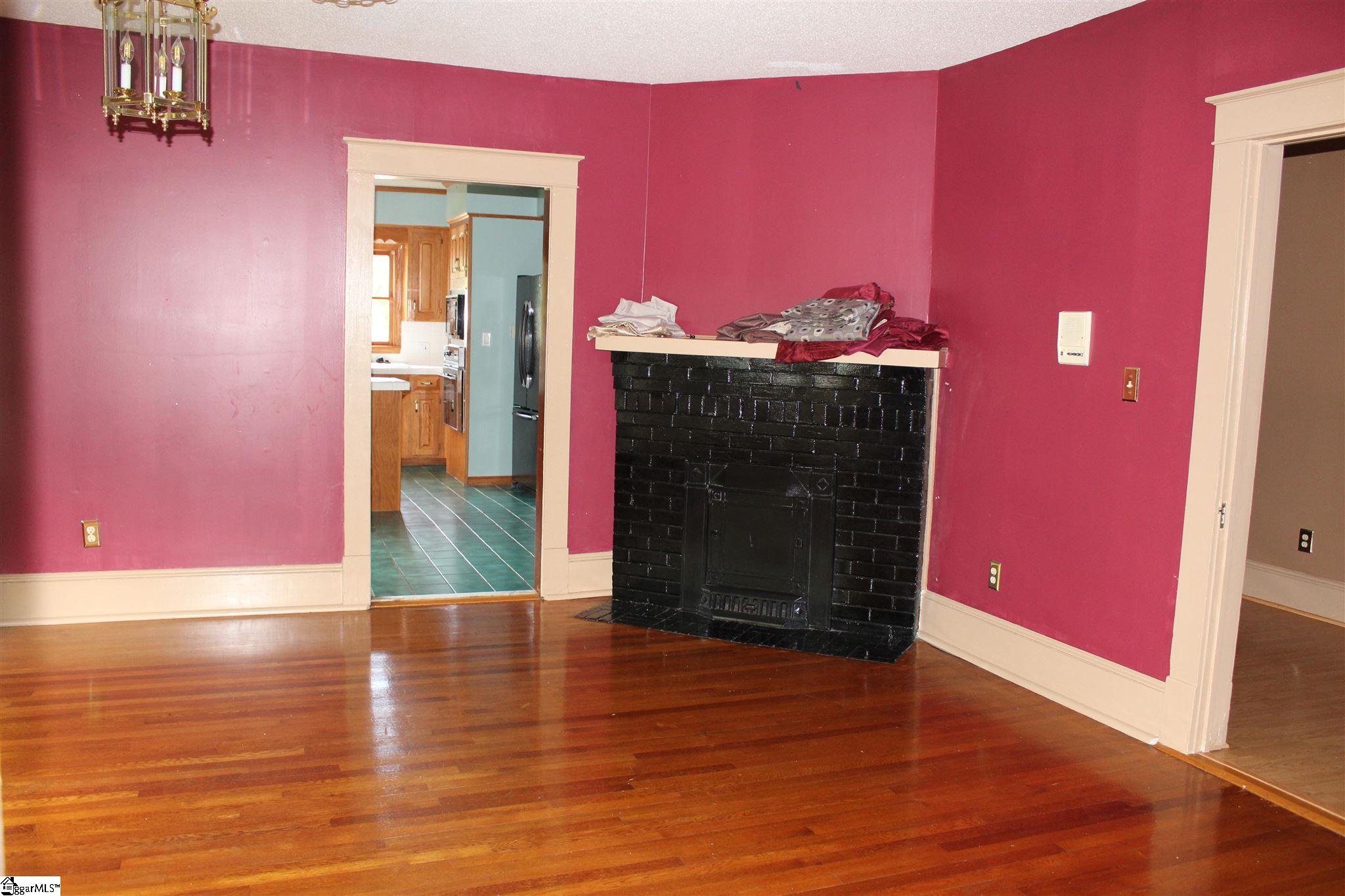 250 State Rd S-42-50 Woodruff, SC 29388 - Photo 6 of 17