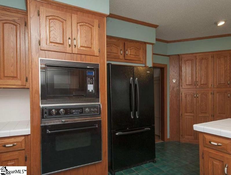 250 State Rd S-42-50 Woodruff, SC 29388 - Photo 8 of 17