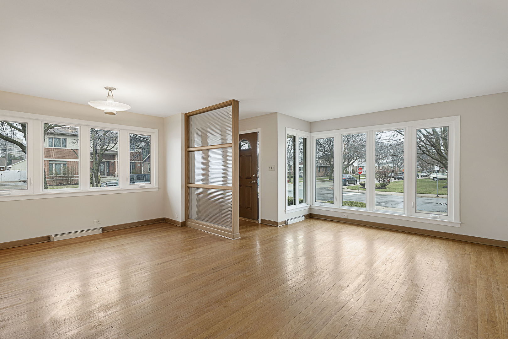 7636 West Rosedale Avenue Chicago, IL 60631 - Photo 5 of 20