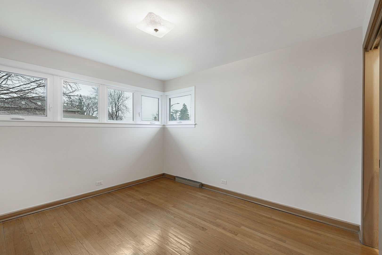 7636 West Rosedale Avenue Chicago, IL 60631 - Photo 8 of 20