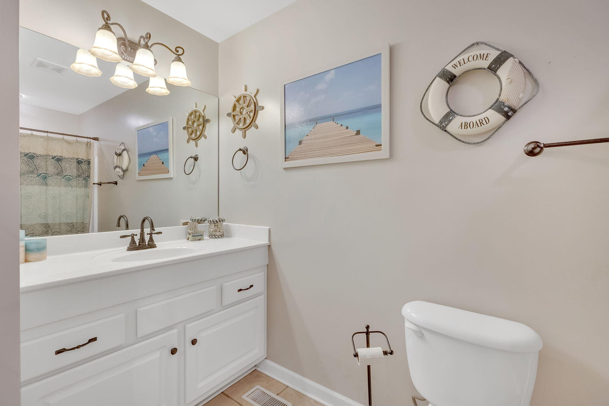 208 Mitchell Road Kingsport, TN 37663 - Photo 13 of 32 2-web-or-mls-217A8368