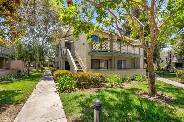 $550,000 | 3530 West Sweetbay Court, Unit D, Anaheim, CA 92804