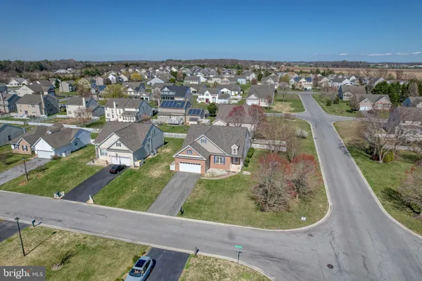 $460,000 | 2 West Bullrush Drive, Milford, DE 19963
