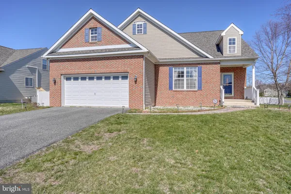 $460,000 | 2 West Bullrush Drive, Milford, DE 19963