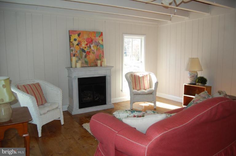 7952 Quaker Neck Road Bozman, MD 21612 - Photo 12 of 26 Family Room #2