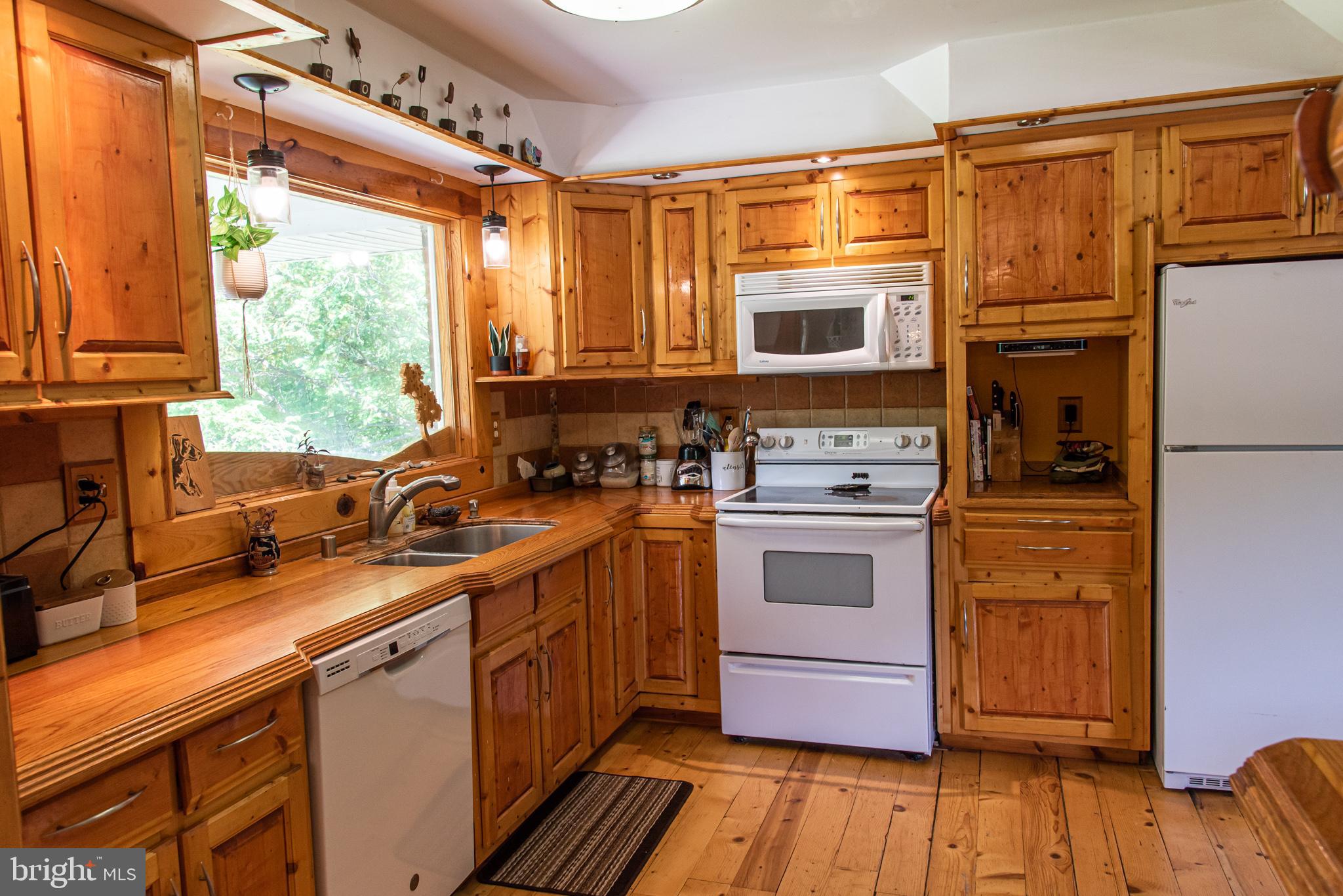 25415 Trunk Line Road Henderson, MD 21640 - Photo 6 of 96