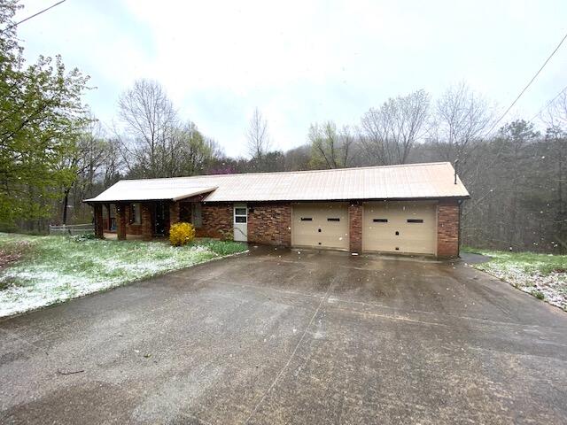 875 Stewart Road Somerset, KY 42501 - Photo 1 of 49 IMG_8222