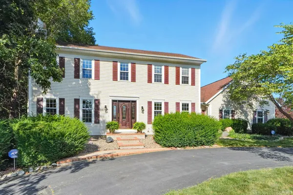 $499,000 | 805 Hickory Lane, Ossian, IN 46777