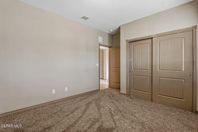 $300,000 | 465 Prime Desert Drive, El Paso, TX 79932