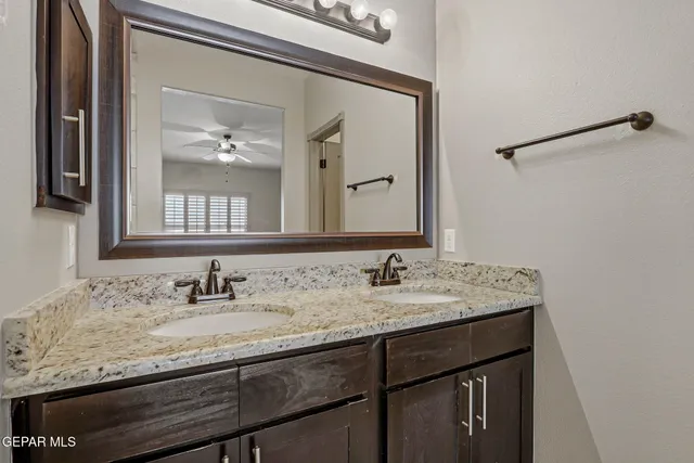 $300,000 | 465 Prime Desert Drive, El Paso, TX 79932