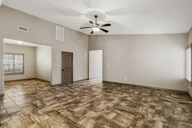 $300,000 | 465 Prime Desert Drive, El Paso, TX 79932