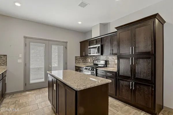 $318,000 | 465 Prime Desert Drive, El Paso, TX 79932
