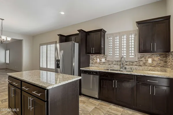 $318,000 | 465 Prime Desert Drive, El Paso, TX 79932