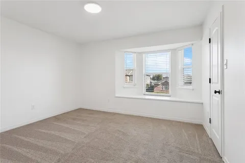 $349,000 | 8 Lake Lynn Drive, Harvey, LA 70058