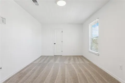 $349,000 | 8 Lake Lynn Drive, Harvey, LA 70058