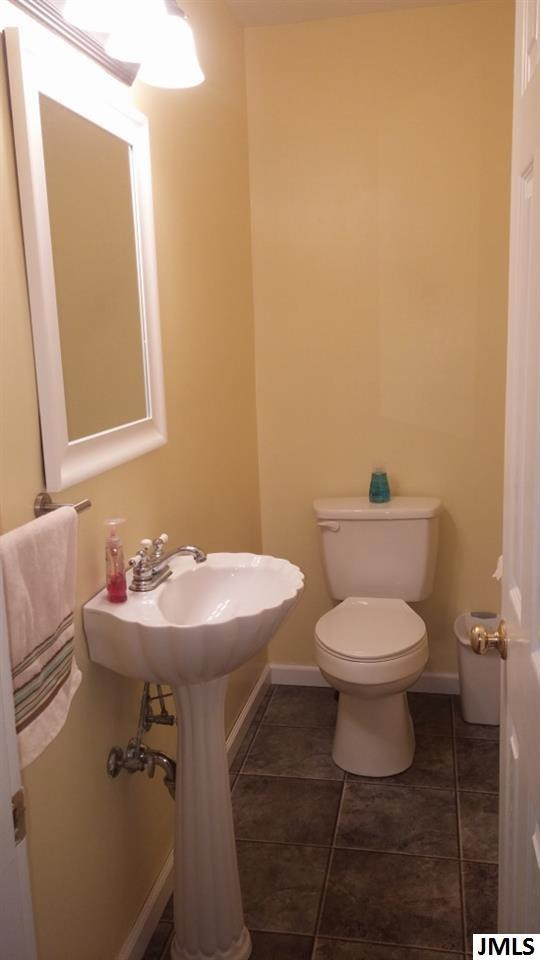 2433 Smiley Way Jackson, MI 49203 - Photo 12 of 36 Photo 12