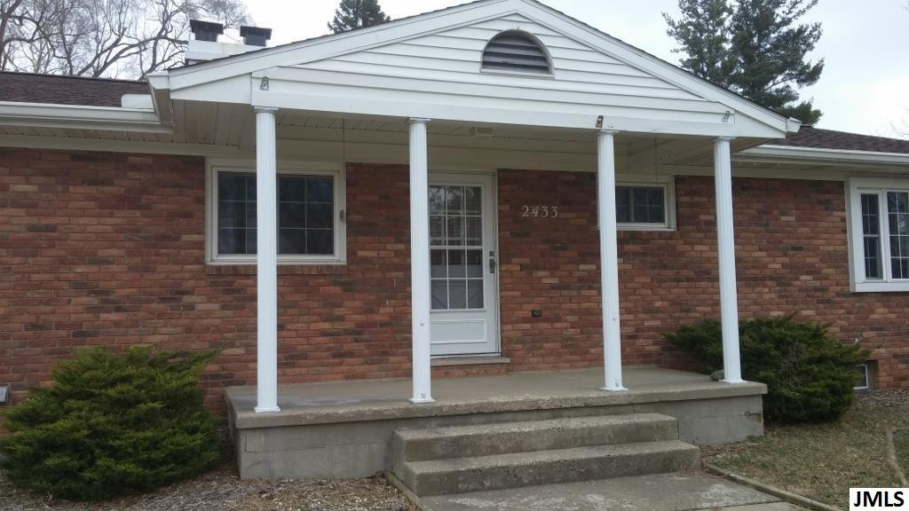 2433 Smiley Way Jackson, MI 49203 - Photo 3 of 36 Photo 3