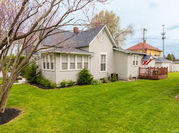 $179,900 | 406 North Alameda Drive, Muncie, IN 47303