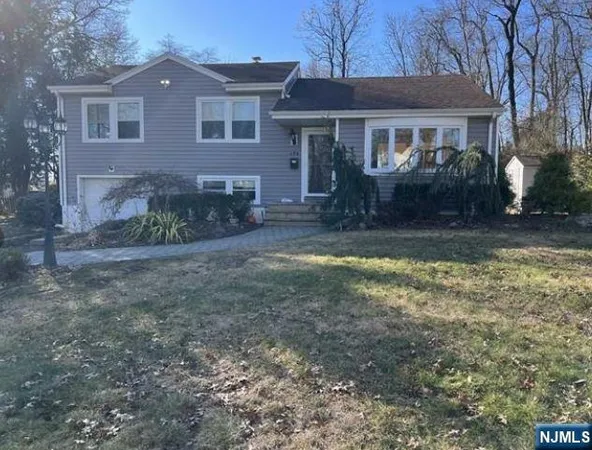 $4,595 | 158 Morningside Road, Paramus, NJ 07652
