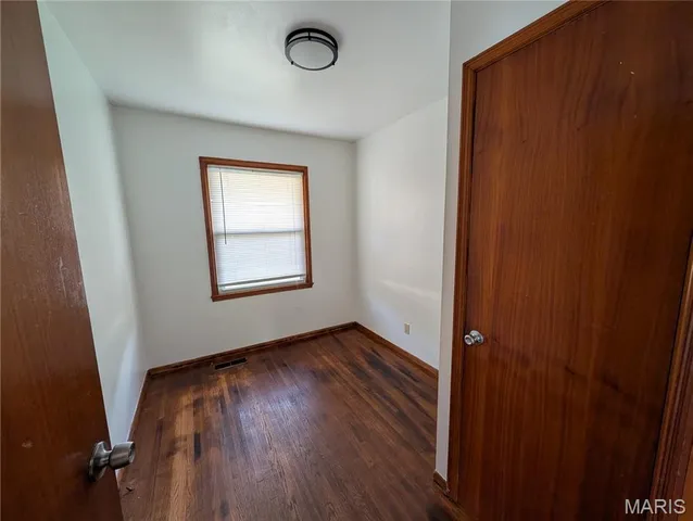 $1,195 | 432 Midlothian Road, St. Louis, MO 63137