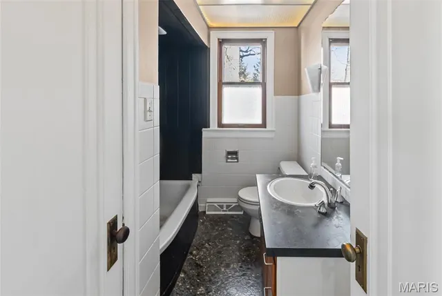 $249,900 | 1017 West Green Street, Mascoutah, IL 62258