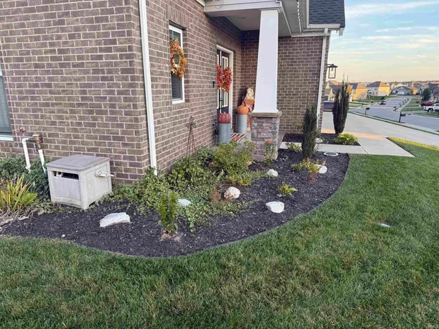 $515,000 | 5680 Brompton Drive, Newburgh, IN 47630